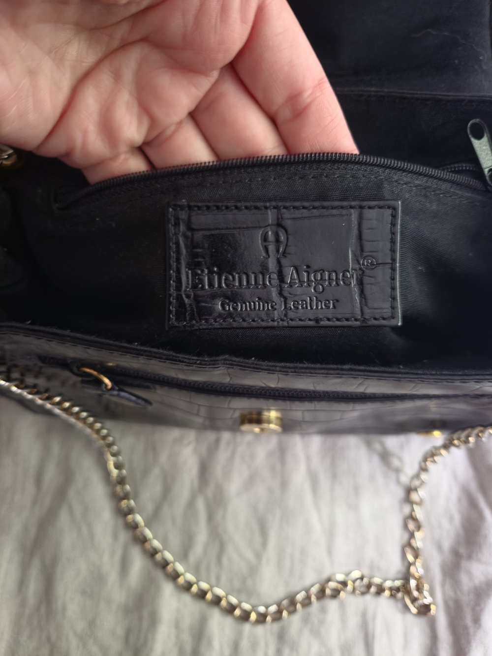 Etienne Aigner Black Leather Croc-Embossed Shoulder Bag - Picture 5 of 7